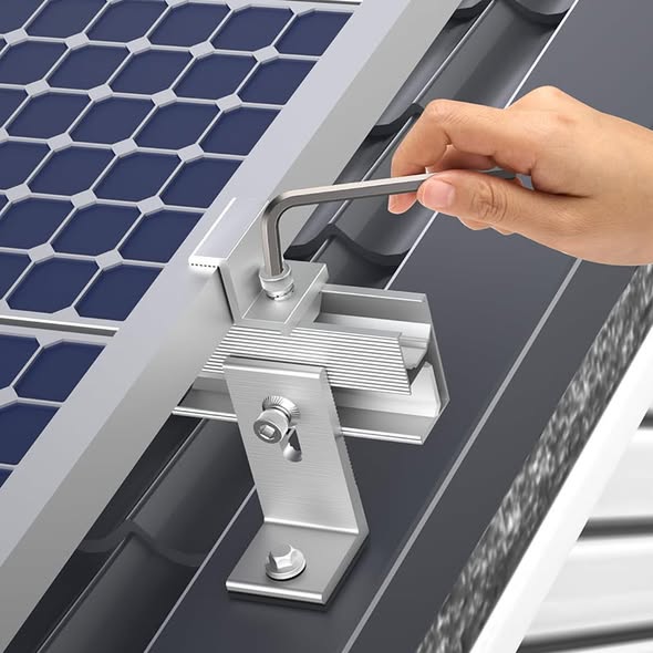 Zonnepanelen op het dak + L-voetensysteem: de slimme keuze voor installateurs in 2026