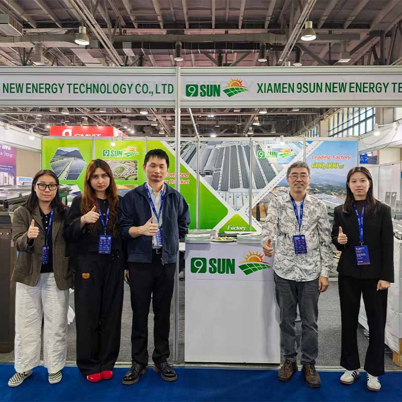 Terugblik op UzEnergy Expo 2026: Zonnecarports, dak- en grondmontage en laadpunten voor elektrische voertuigen in Tasjkent